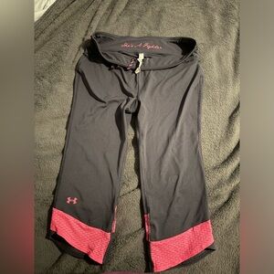 Power in Pink UA capri